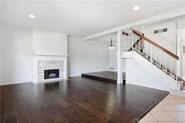 5664 Etiwanda, Tarzana, CA 91356