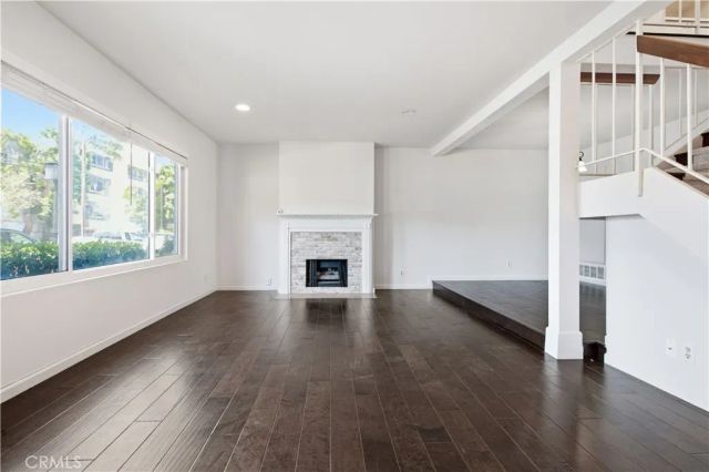 5664 Etiwanda, Tarzana, CA 91356