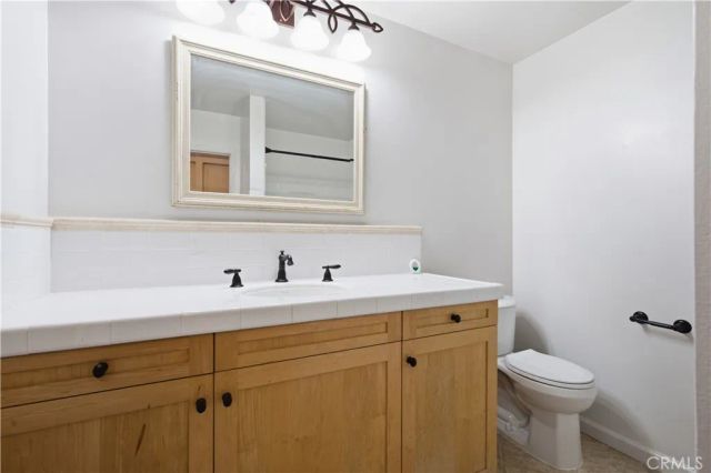 5664 Etiwanda, Tarzana, CA 91356