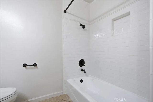 5664 Etiwanda, Tarzana, CA 91356