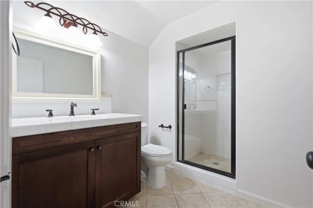 5664 Etiwanda, Tarzana, CA 91356