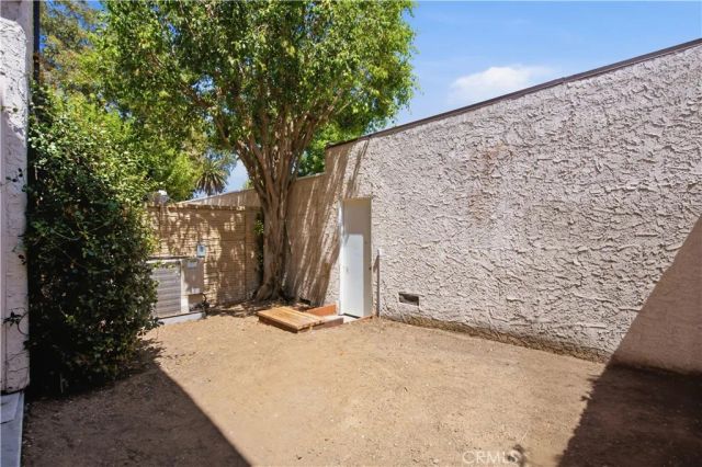 5664 Etiwanda, Tarzana, CA 91356