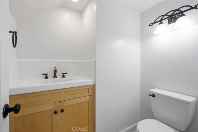 5664 Etiwanda, Tarzana, CA 91356