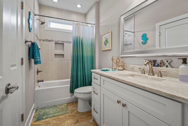 938 Shipmaster Ave., Myrtle Beach, SC 29579