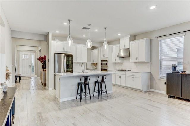 33886 LANDSMAN LOOP, Wesley Chapel, FL 33543
