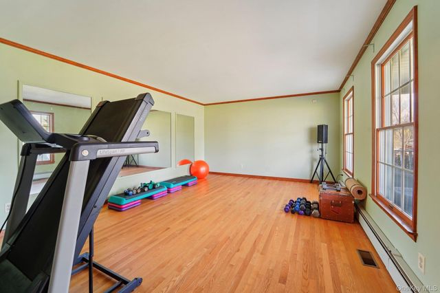 1 Boxwood Lane, Montgomery, NY 12549