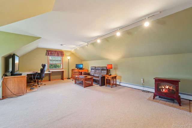 1 Boxwood Lane, Montgomery, NY 12549
