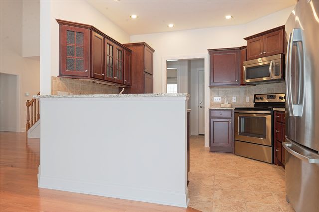 4355 STONE CREEK Drive, Erie, PA 16506