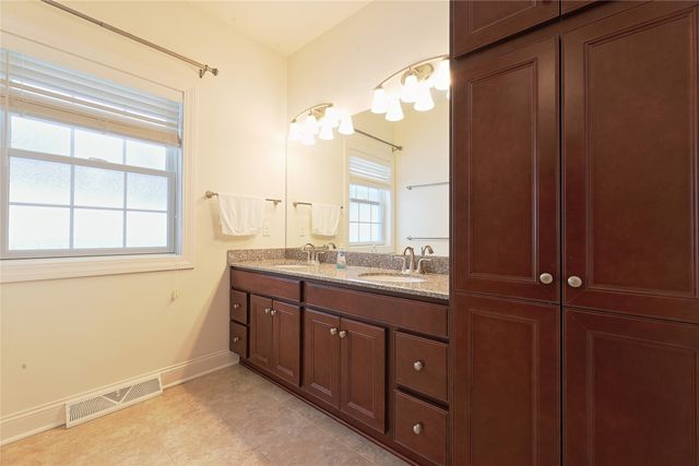 4355 STONE CREEK Drive, Erie, PA 16506