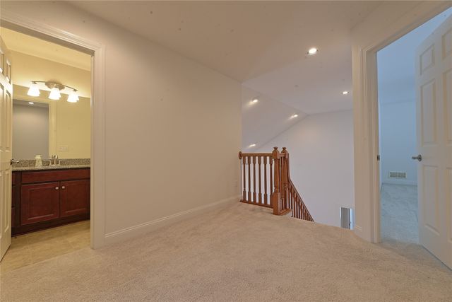 4355 STONE CREEK Drive, Erie, PA 16506