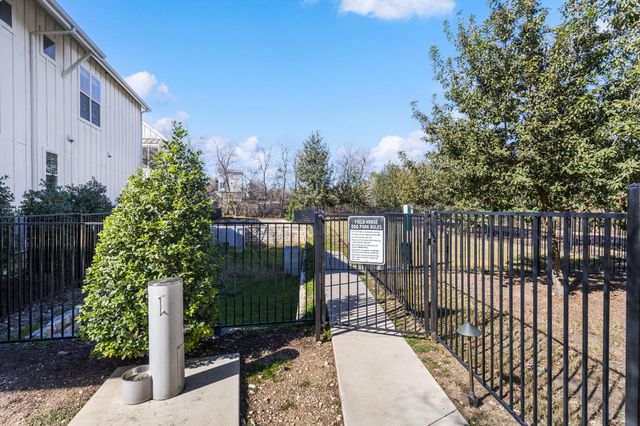 2624 Metcalfe RD 17, Austin, TX 78741