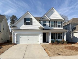 33 Thorne Street, Fountain Inn, SC 29644