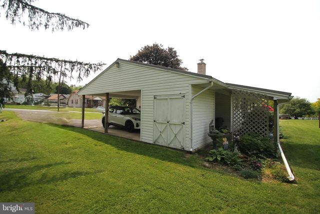 212 TATTLETOWN RD, Aaronsburg, PA 16820