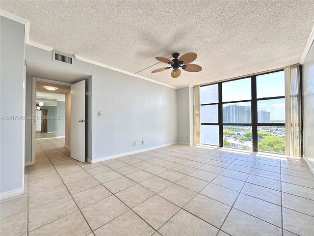 800 Parkview Dr 1007, Hallandale Beach, FL 33009