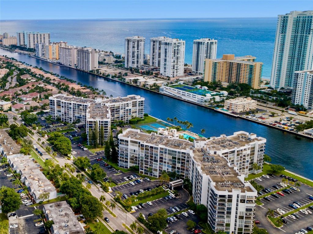 800 Parkview Dr 1007, Hallandale Beach, FL 33009