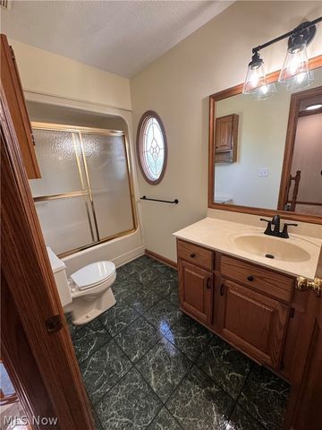 4764 Young Road, Stow, OH 44224
