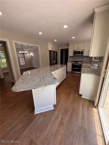 4764 Young Road, Stow, OH 44224