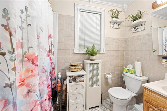1716 Parkview Avenue, Bronx, NY 10461