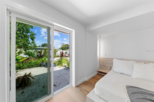 2513 CROTON AVENUE, Sarasota, FL 34239