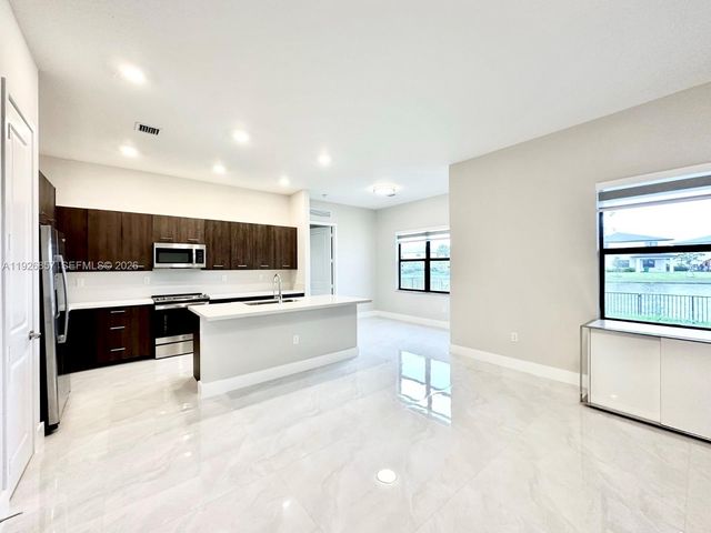 4276 SW 173rd Ave, Miramar, FL 33029