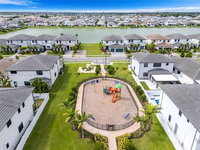 4276 SW 173rd Ave, Miramar, FL 33029