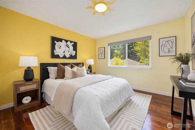11523 111th Place NE, Kirkland, WA 98033