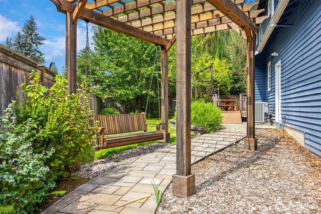 11523 111th Place NE, Kirkland, WA 98033