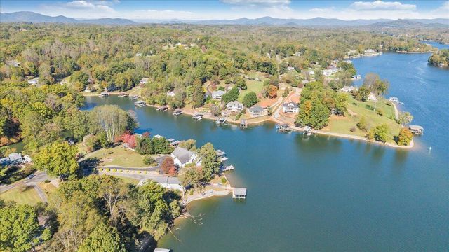 3018 Northridge RD, Hardy, VA 24101