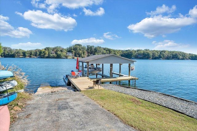 3018 Northridge RD, Hardy, VA 24101