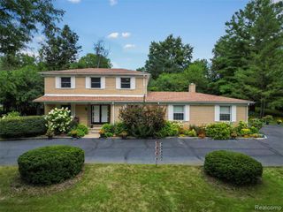 29876 Northbrook Street, Farmington Hills, MI 48334