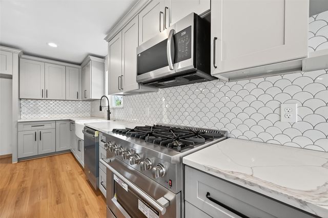 3215 Ann Arbor Drive, Houston, TX 77063