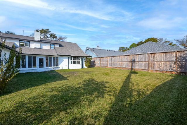 3215 Ann Arbor Drive, Houston, TX 77063