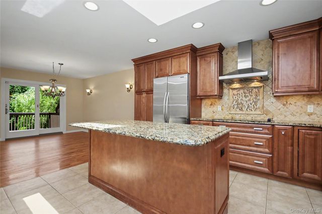 334 Lovell Street, Mahopac, NY 10541