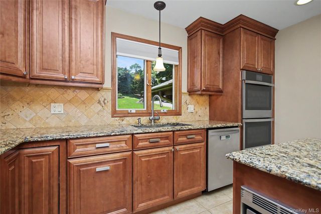 334 Lovell Street, Mahopac, NY 10541