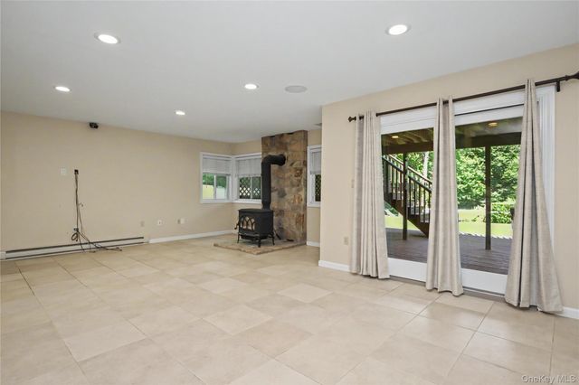 334 Lovell Street, Mahopac, NY 10541