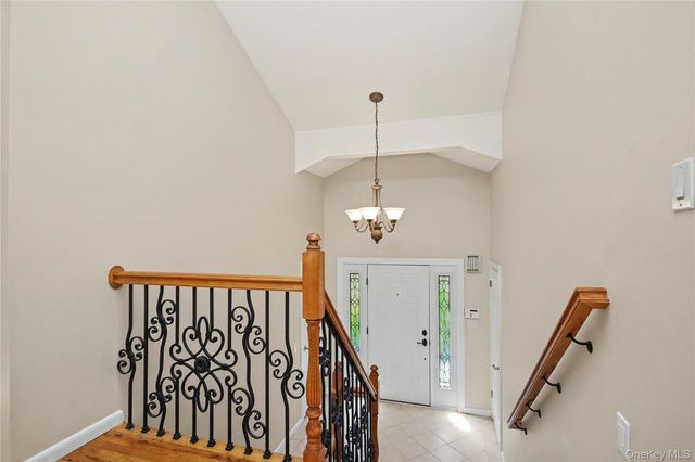 334 Lovell Street, Mahopac, NY 10541