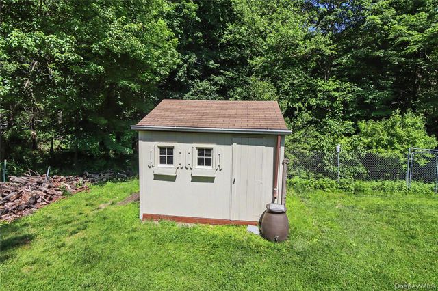 334 Lovell Street, Mahopac, NY 10541