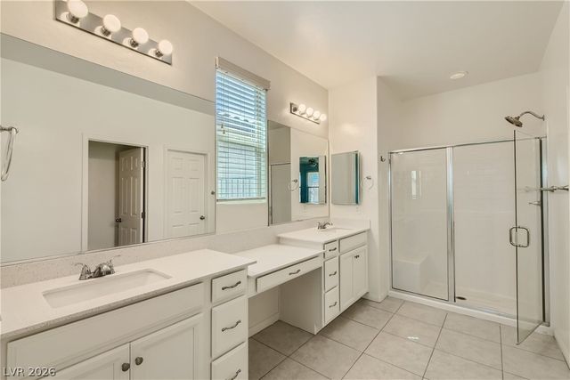 8076 Eve Rock, Las Vegas, NV 89166