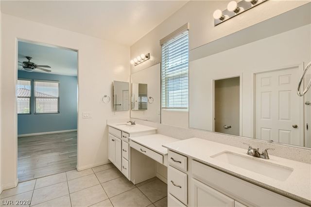 8076 Eve Rock, Las Vegas, NV 89166