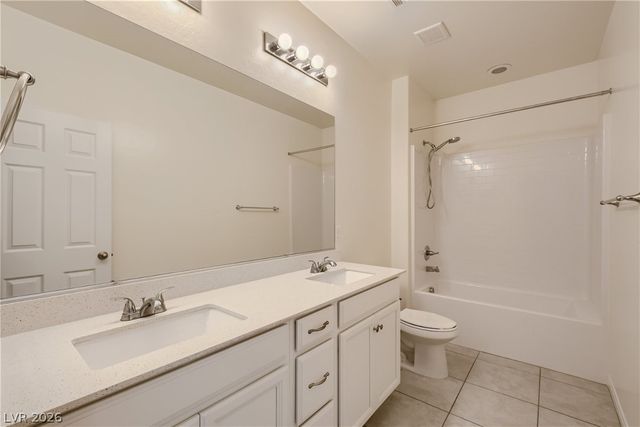 8076 Eve Rock, Las Vegas, NV 89166