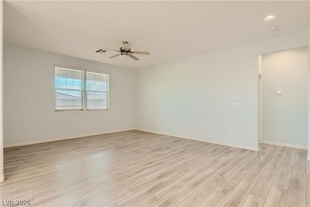 8076 Eve Rock, Las Vegas, NV 89166