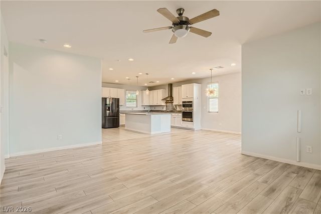 8076 Eve Rock, Las Vegas, NV 89166