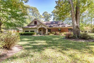 1960 Paddock RD, Norfolk, VA 23518