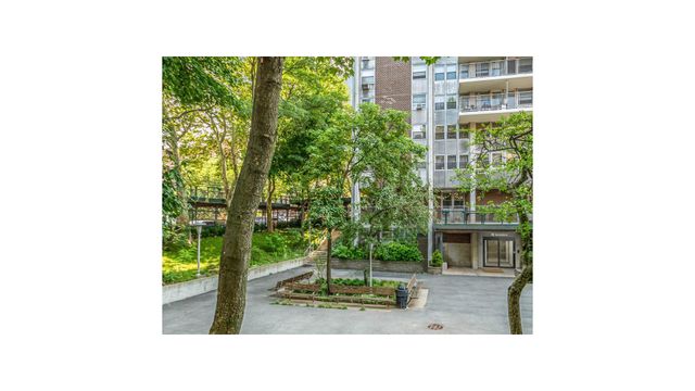 290 W 232nd St Apt 21C, New York City, NY 10463
