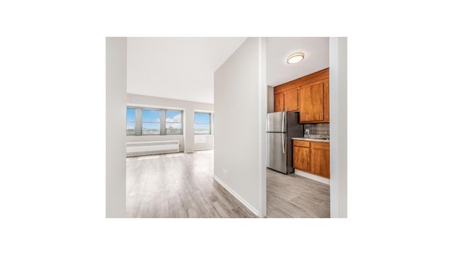 290 W 232nd St Apt 21C, New York City, NY 10463