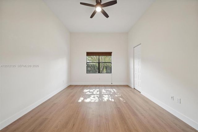 7635 NW 103rd Pl, Doral, FL 33178