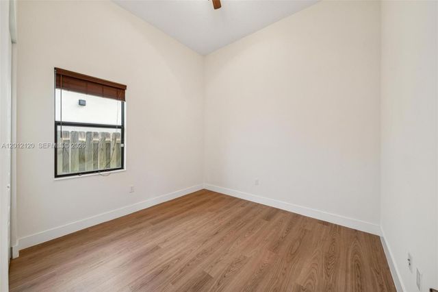 7635 NW 103rd Pl, Doral, FL 33178
