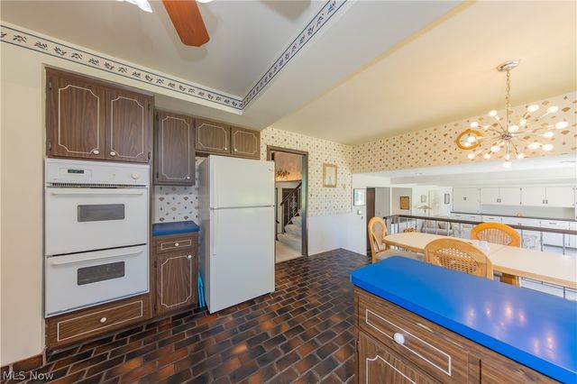 24390 Fairmount Boulevard, Beachwood, OH 44122