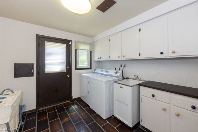 24390 Fairmount Boulevard, Beachwood, OH 44122