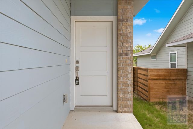 190 Tofalla, Kyle, TX 78640
